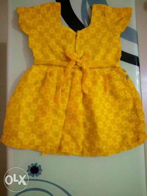 Pretty frock for 2.5 - 3 years baby