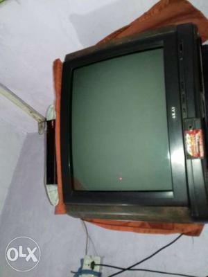 Black Akai CRT TV