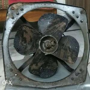 Exhaust Fan 12 inch size in working condition