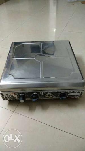 Four burner gas stove for sale