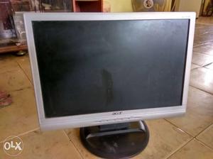 Gray Acer Computer 17 inches Monitor