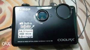 Nikon Cool pix spj with Projector