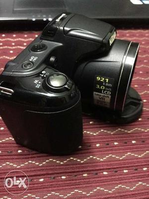 Nikon camera. fresh price 