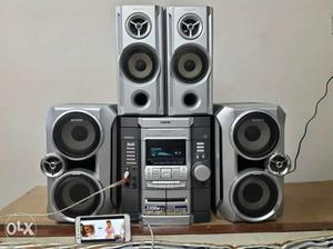 Sony music system hifi. cd,aux,tape,working w 5 month