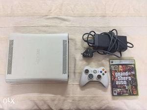 XBOX 360 gaming Console