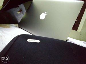 Apple Macbook Air 13 inch,8 GB ram,128 GB SSD