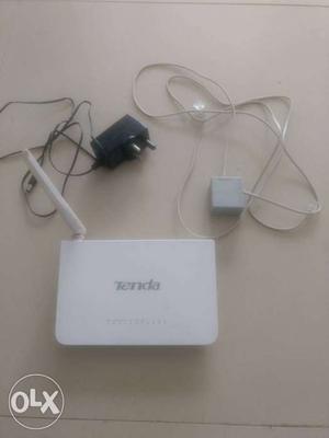 White Tenda Wireless Router