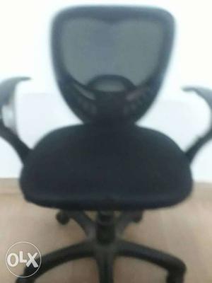 3 years old chair with sit adjustment last price