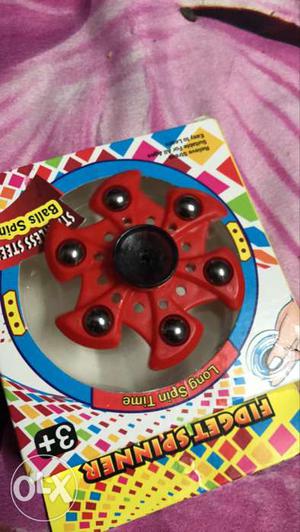 6 blade box pack brand new black and red figet spinner