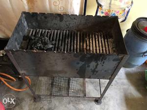 Barbeque stand with 20 skewers for sale!!