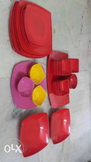 Dinner set-39 pieces. 6 big red plates, 4red