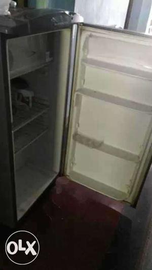 Fridge good condition