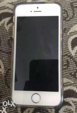 I phone in very good condition only mobile and