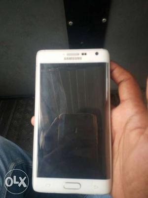 Samsung Note4 edge just small crak but good condition 3GB