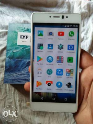 Sell and exchange Lyf water 8 only 5 month old