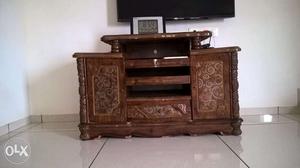 Tabale built in drawer