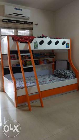 Urgent sale: Good as new bunk bed with ladder for you.