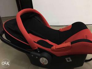 Car Seat n baby carrier.Absolutely new condition...not used