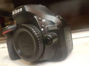 Nikon DSLR D with Tamron  zoom lens,