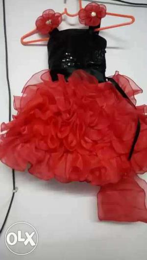 Toddler's Black And Red Sleeveless Dress