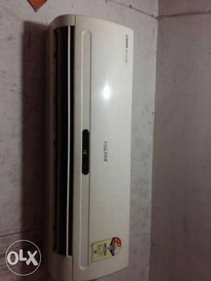 Voltas 1.5 ton ac 2.5 years old only serious