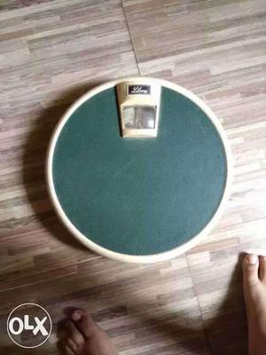 Weighing machine in good condition