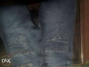 Blue faded jeans size 34