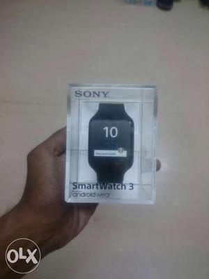 Brand new Sony Smart Watch 3 Swr50
