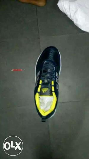 Branded new addidas adiprene running shoes size 9