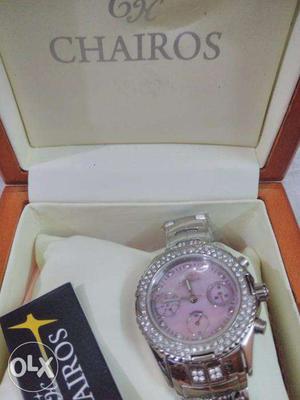 "CHAIROS" la belle female silver color intenational brand