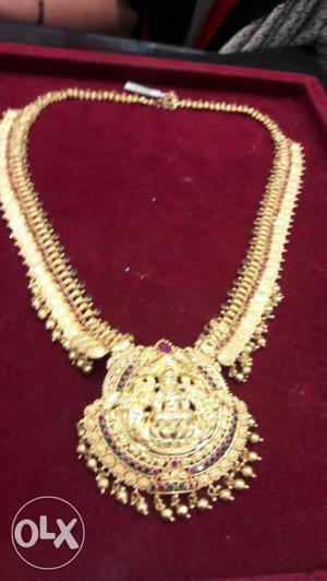 Deity Pendant Gold Link Collar Necklace