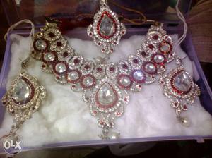 Diamond And Ruby Collar Necklace With Earrings Set