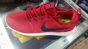Here you got nike orignal shoes.. in cheap rate.. in 3
