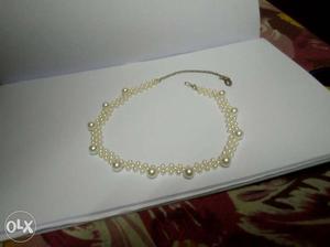 Pearls necklace if u like means chat me