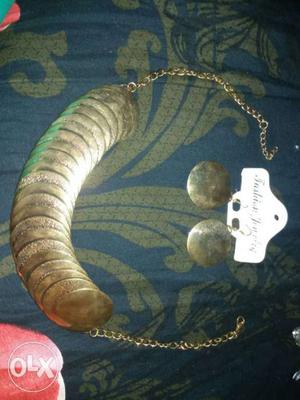 Round Gold Bib Necklace Chain Link Necklace