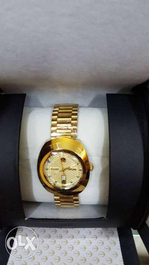 Round Gold watch