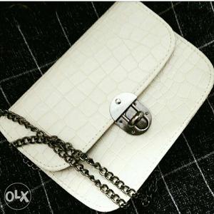 White Reptile Skin Sling Bag With Silver Chain