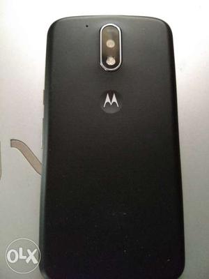 12th month running condition Moto g4 plus phone