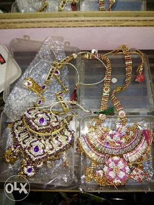 4 sets of bridal jewellary and each set having