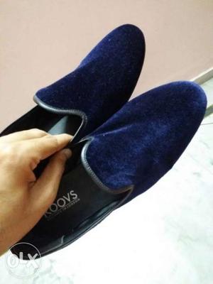 Blue gents velvet Slip On Shoes.size 8..price negotiable