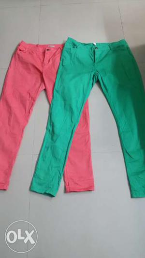 Combo of 2 capric pants by the brand "Tex". Size