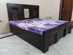 Double bed, just like new,with boxes,teak wood