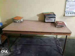 Get 3 Tables  rp. In Good Condition