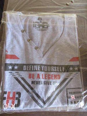 Never Give Up BE A Legend T-Shirt not at all used its newly