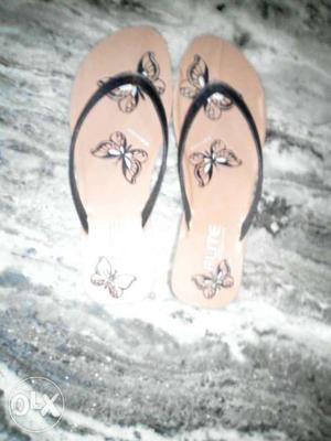 New lady chapal without use