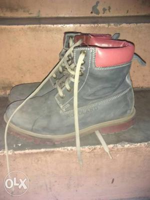Only 6 month old Pair Of Gray Woodland Suede Work Boots