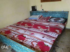 Red And White Bedding Set