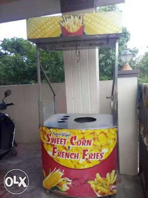 Red And Yellow Sweet Corn Kiosk