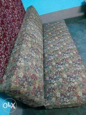 Sofa in a good condition.