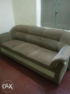 Sofa in good condition 3+ 1+1 seater used